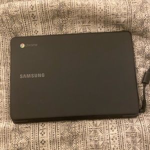 Samsung - 11.6" Chromebook - Intel Celeron - 2GB RAM